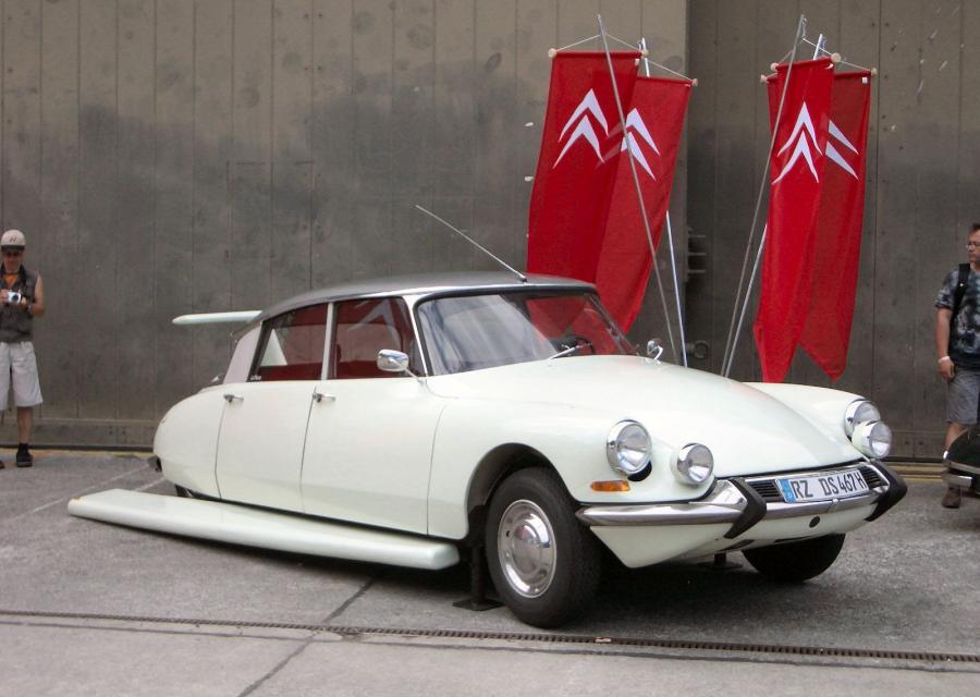  Citroen DS19 Berline 1955 года  (фото 42 из 81)